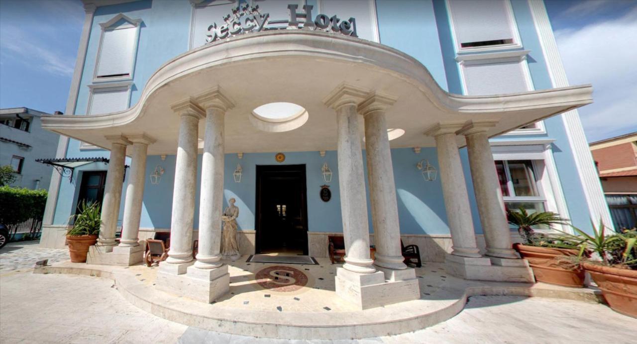 Seccy Hotel Boutique Art & Museum Φιουμιτσίνο Εξωτερικό φωτογραφία