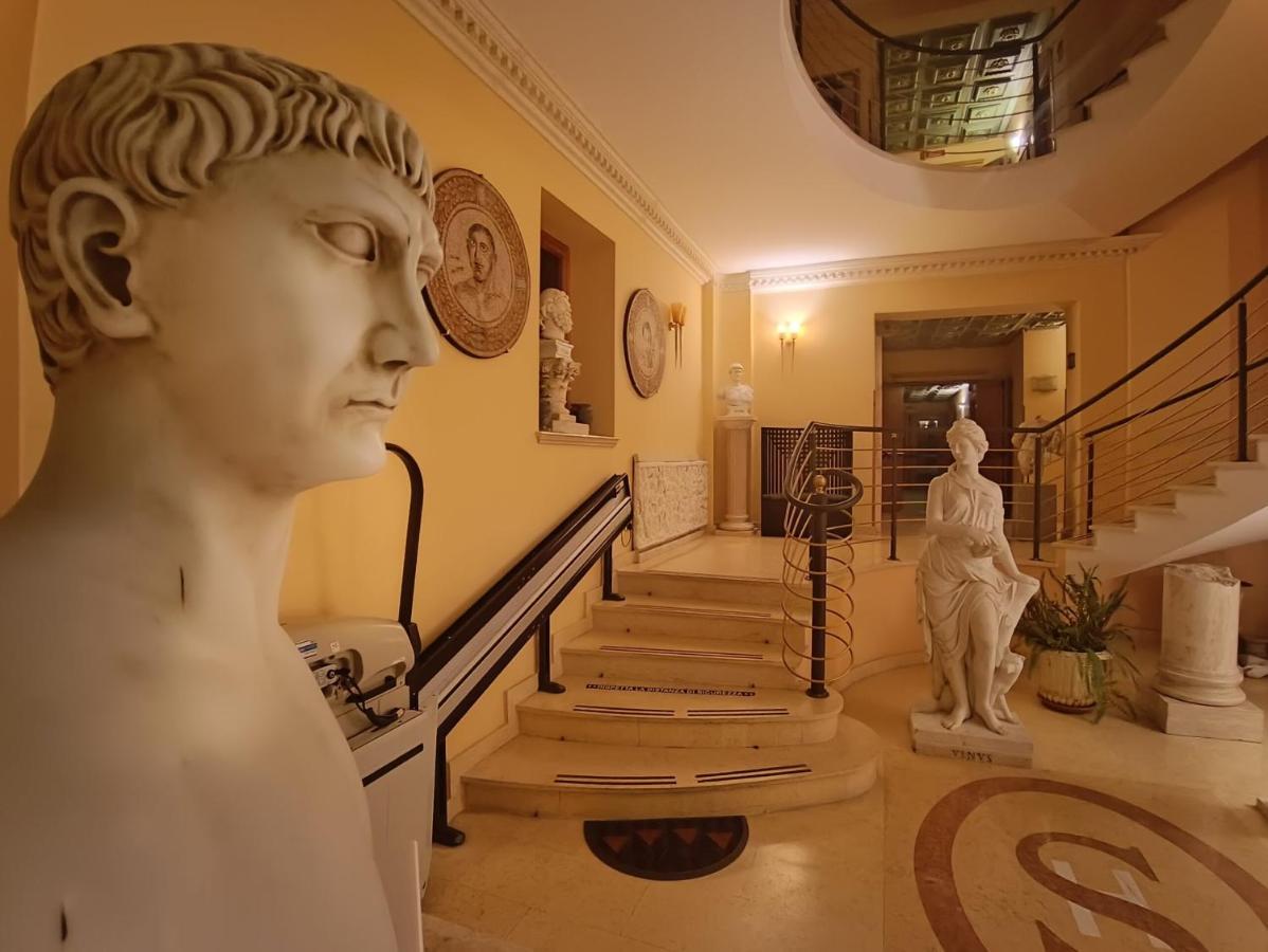 Seccy Hotel Boutique Art & Museum Φιουμιτσίνο Εξωτερικό φωτογραφία